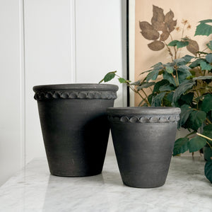 Matte Black Clay Pot