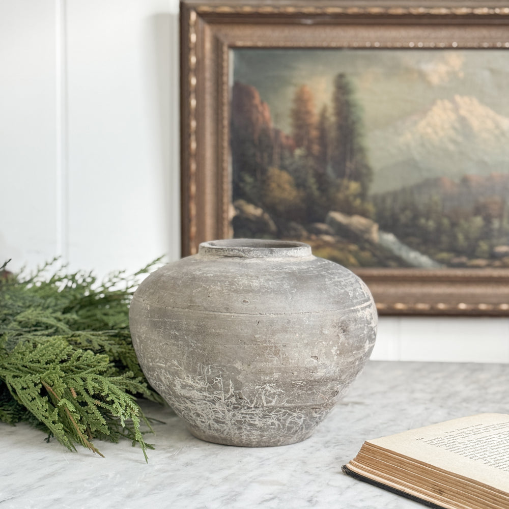 Vintage black pottery vase I