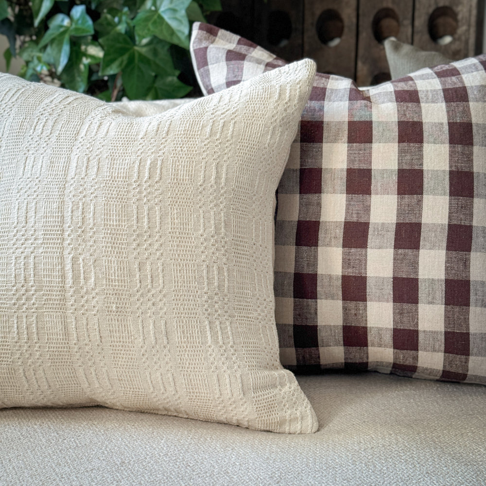 Emily 20" Woven Vintage linen Pillow Cover