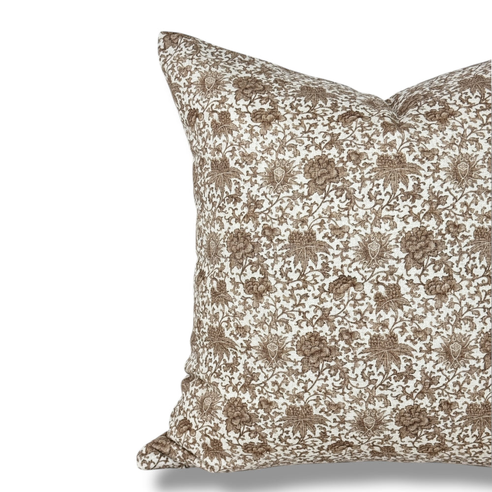Delia 20" Pillow Cover