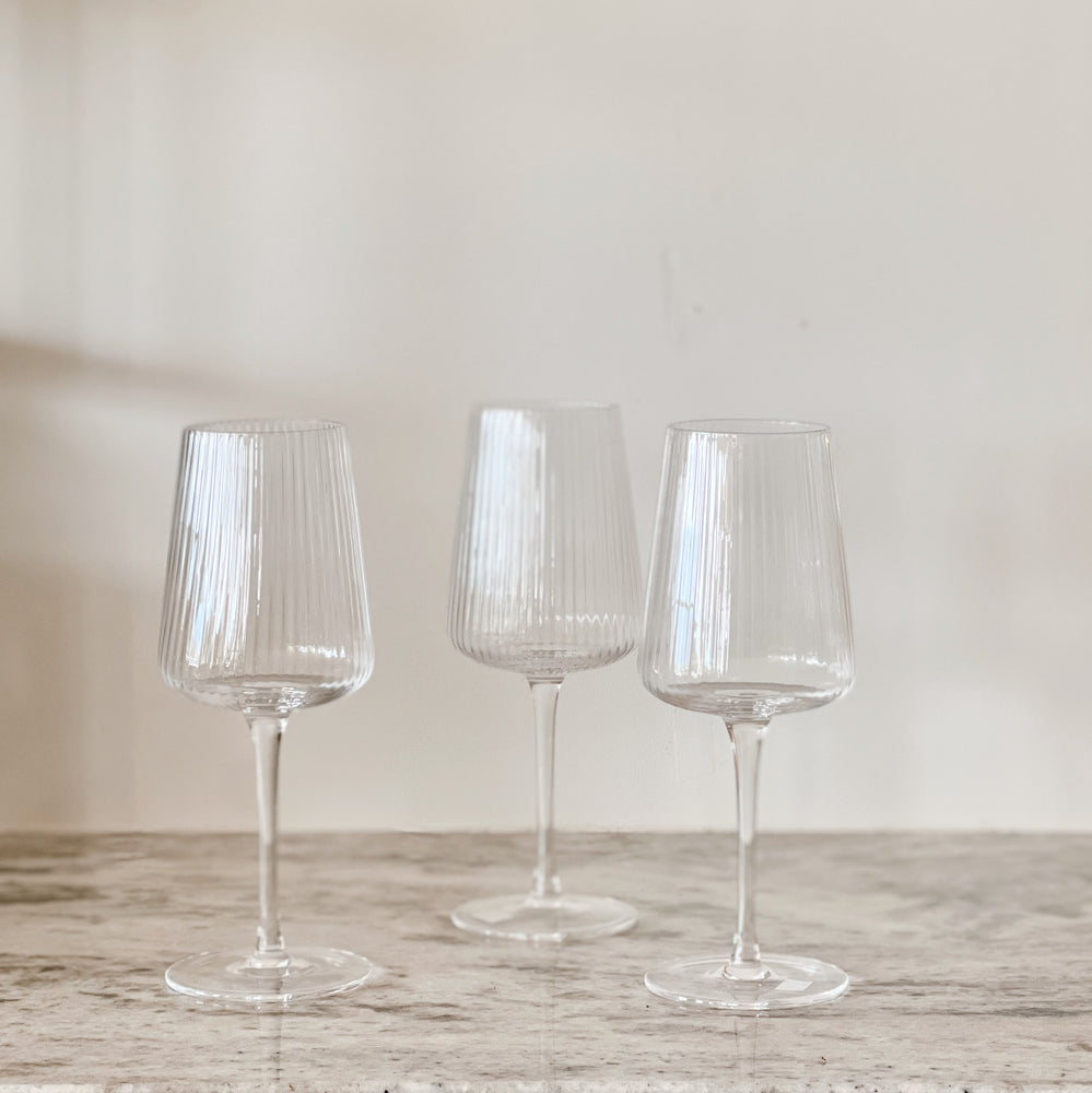 
                
                    Load image into Gallery viewer, Elegance Wine Glass.
                
            