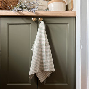 
                
                    Load image into Gallery viewer, Linen Tea Towel Thin Green Stripe
                
            