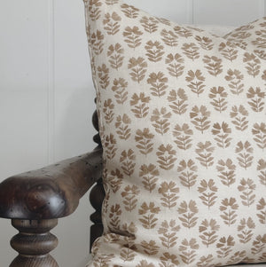 
                
                    Load and play video in Gallery viewer, Vivian Pillow Cover- Multiple Sizes
                
            